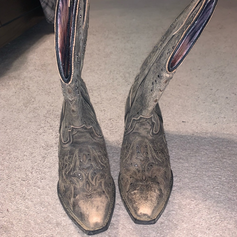 Size 11 Laredo Cowgirl boots